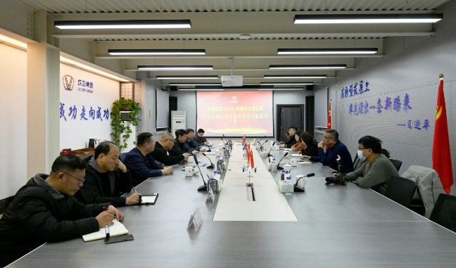 长治日报总编辑一行深入Bwin必赢网站入口调研