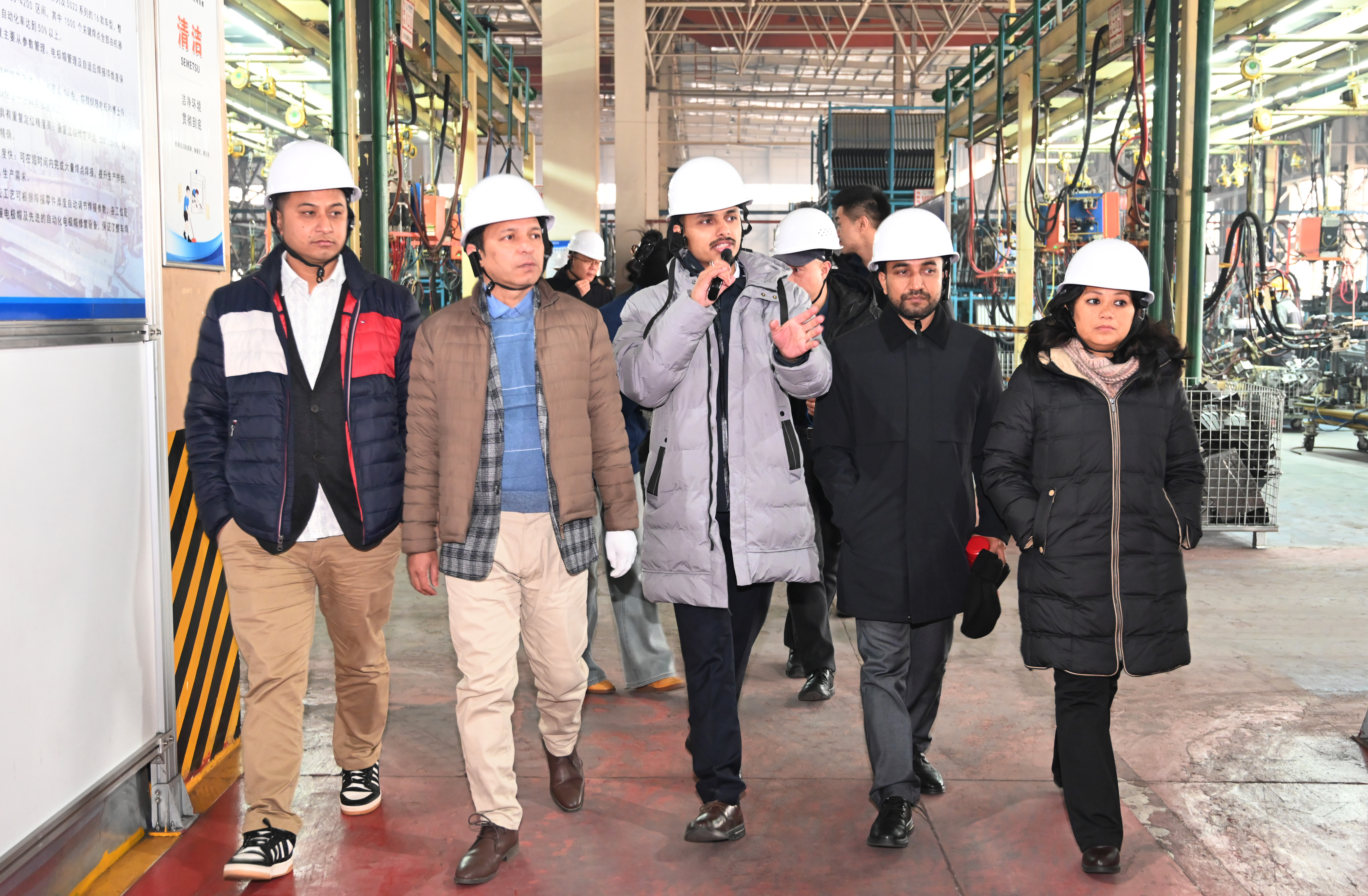 尼泊尔投资委员会到访Bwin必赢网站入口，共探国际合作新机遇